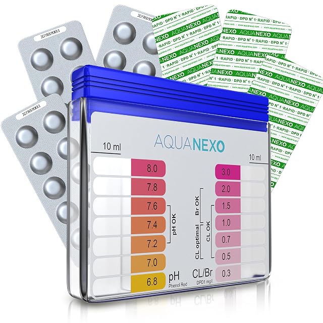 AQUANEXO pool tester with a colour scale, two chambers and a blister of test tablets